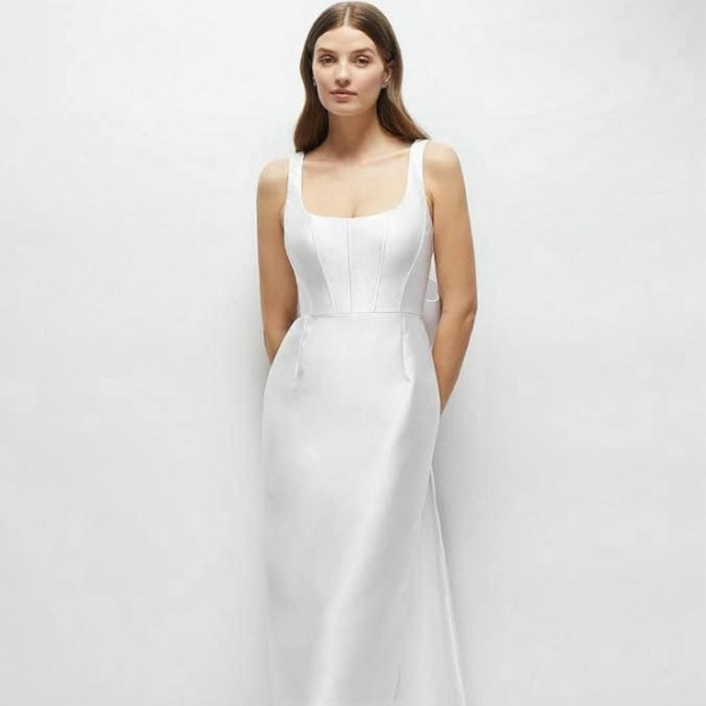 GORGEOUS Bridal dress by Alfred Sung w/accessories